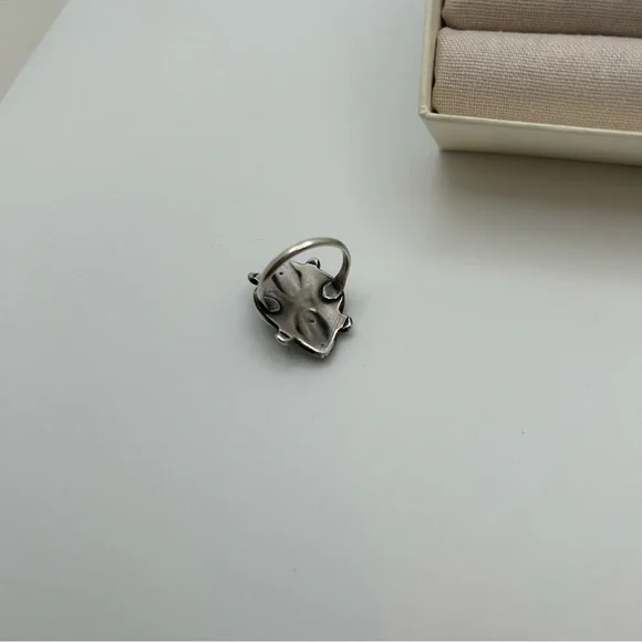 Zuni Sterling Silver Petit Point Snake Eye Turquoise Ring size 5 - Picture 4 of 5